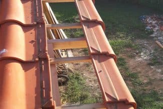 Réparation bord de toit