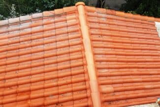 Toiture en tuiles rénovée avec faîtage neuf à Blagnac