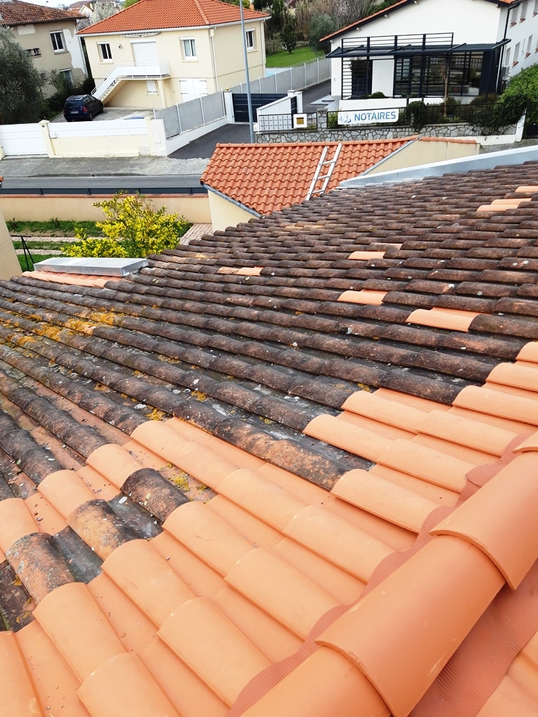 Réparation toiture Frouzins 05.62.12.03.79 - Naveri couvreur 31