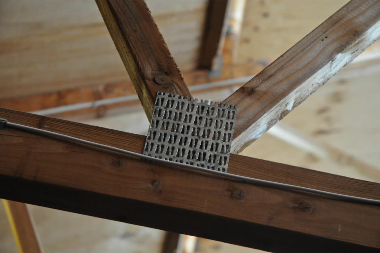 Charpente Traitée Avec Grille D'aération Sous Le Toit