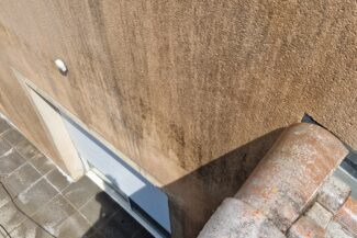 nettoyage mur extérieur couvreur J Naveri