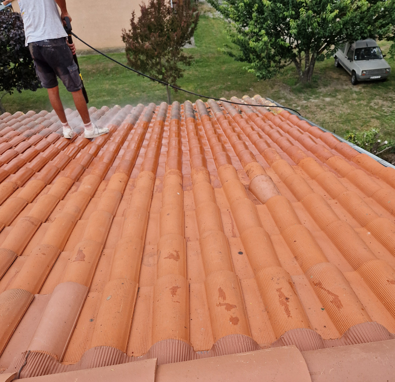 couvreur castanet tolosan J Naveri 31