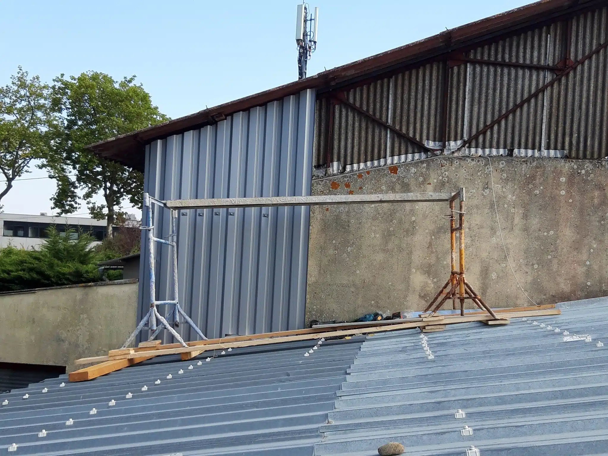 Hangar recouvert en bac acier à Salies-du-Salat